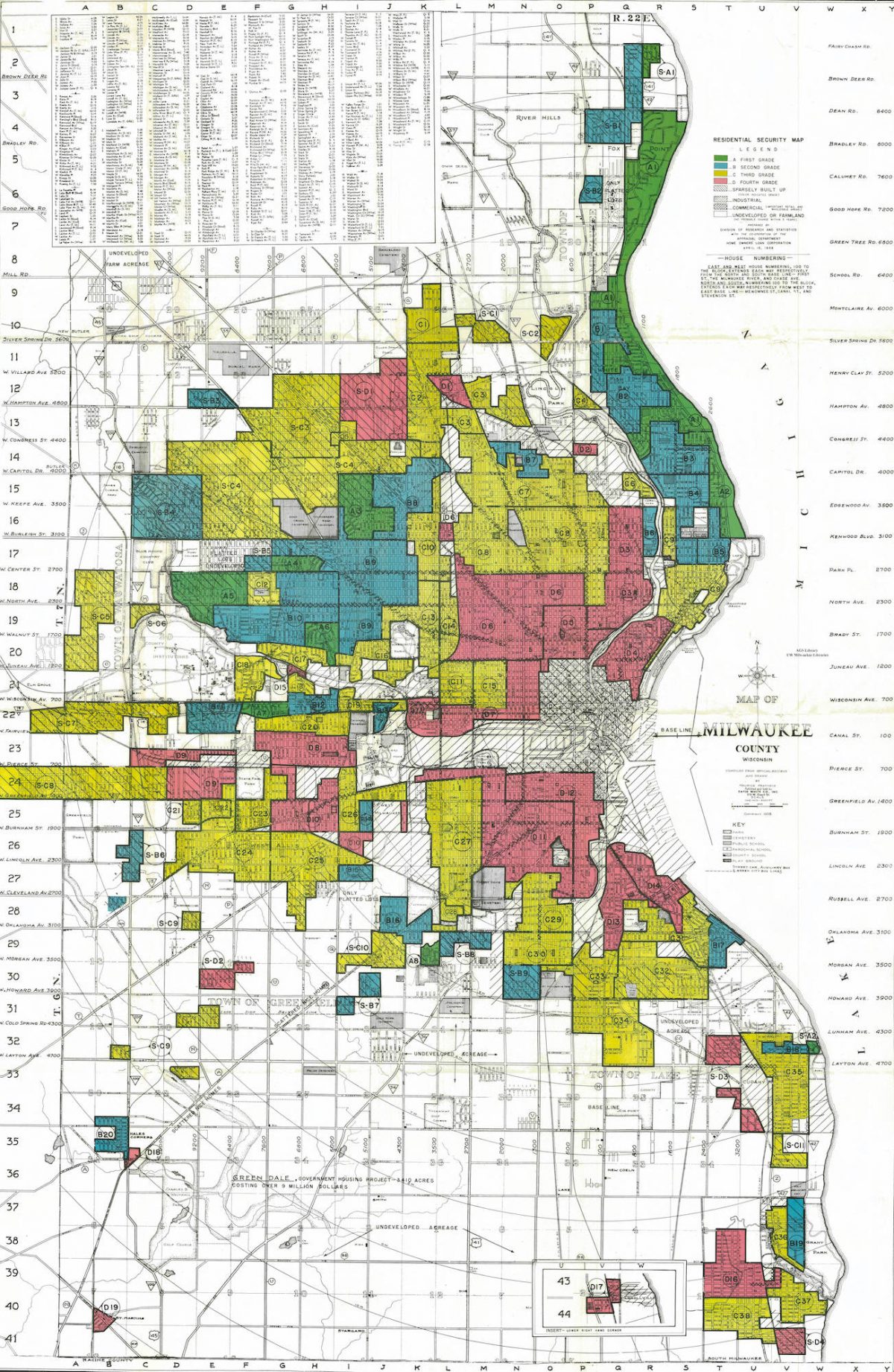 On The Redlining Bus Tour In Milwaukee, WI - Belt Magazine